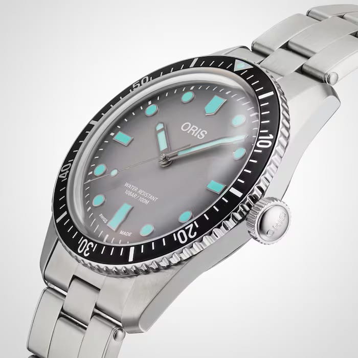 Oris Oris Divers Sixty‑Five 01 733 7707 4053-07 8 20 18, divers швейцария мужские часы на браслете нержавеющая сталь боковой вид